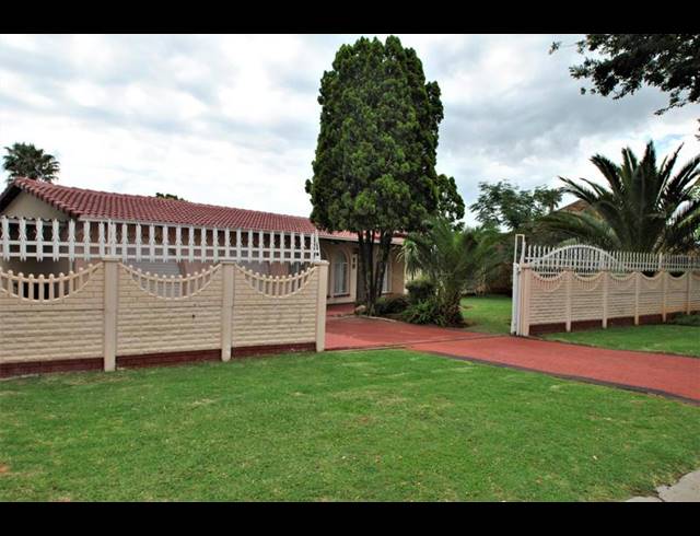 3 BEDROOM HOUSE FOR SALE IN DALPARK